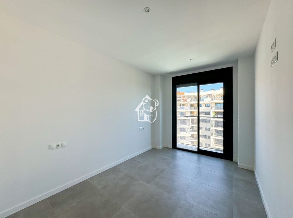 3 quarto Apartamento para arrendar em Dehesa de Campoamor com piscina garagem - 2 000 € (Ref: 9421761)