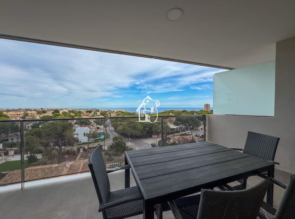 3 quarto Apartamento para arrendar em Dehesa de Campoamor com piscina garagem - 2 000 € (Ref: 9421761)