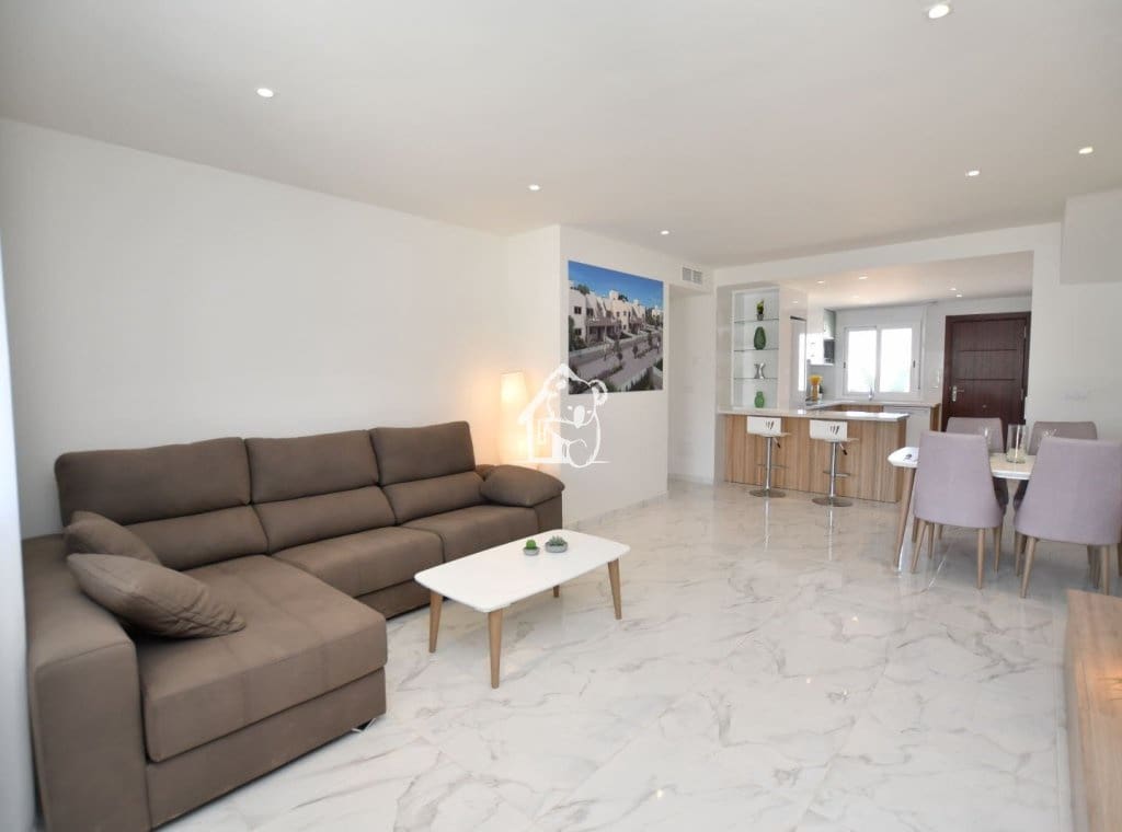 2 bedroom Bungalow for sale in San Miguel de Salinas with pool - € 243,800 (Ref: 9421916)