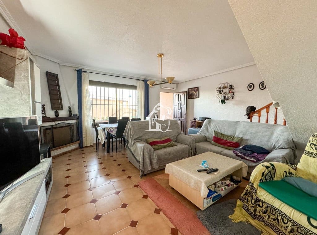 3 bedroom Townhouse for rent in La Mata with garage - € 1,000 (Ref: 9426712)