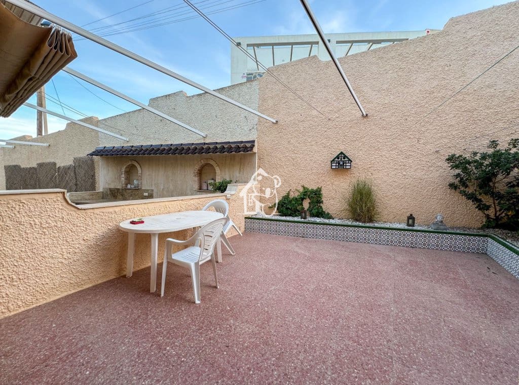 3 bedroom Townhouse for rent in La Mata with garage - € 1,000 (Ref: 9426712)