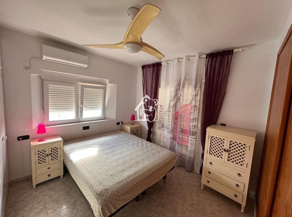 3 sypialnia Dom do wynajęcia w Playa Flamenca z basenem - 900 € (Ref: 9429467)