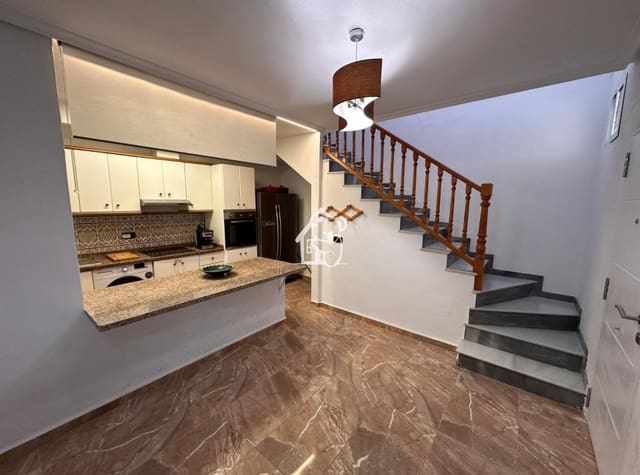 3 sypialnia Dom do wynajęcia w Playa Flamenca, Orihuela z basenem - 900 € (Ref: 9429467)