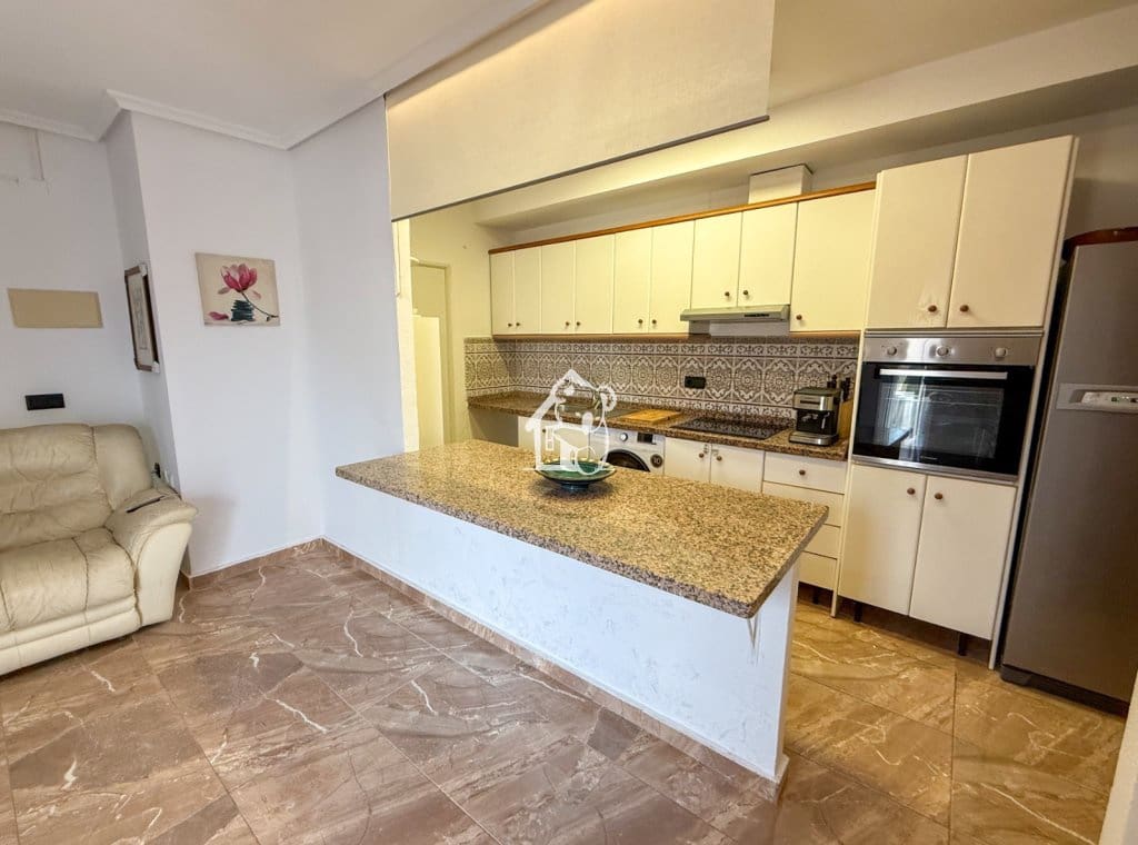 3 sypialnia Dom do wynajęcia w Playa Flamenca z basenem - 900 € (Ref: 9429467)