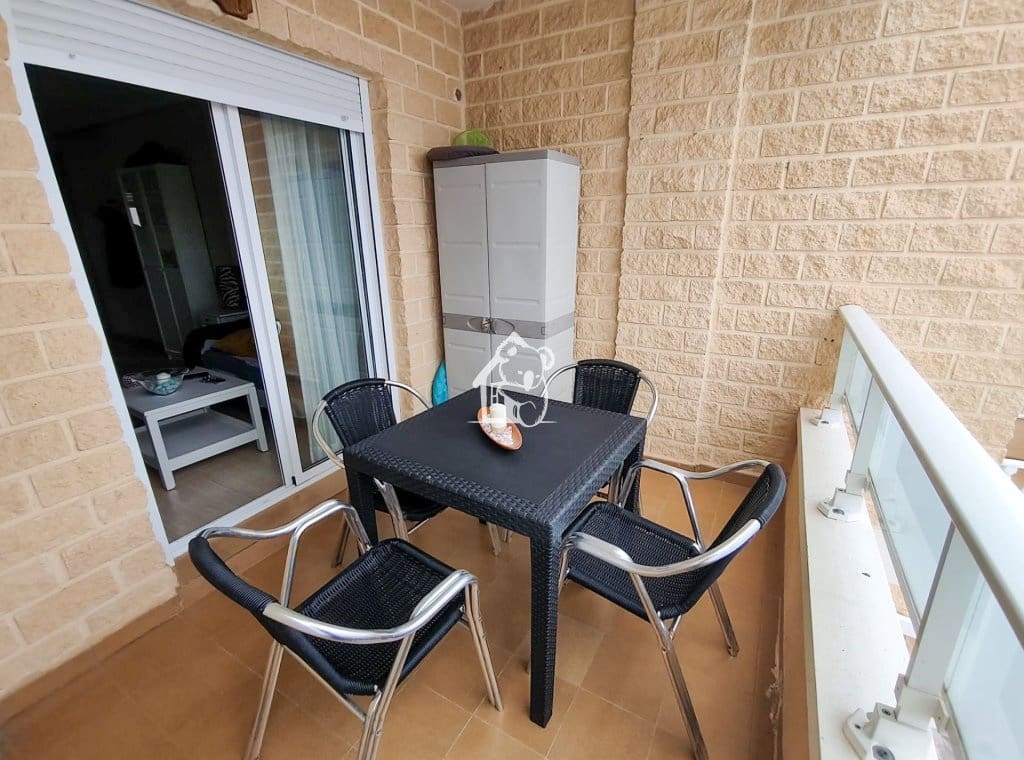 2 soverom Leilighet til leie i Torrevieja med svømmebasseng garasje - € 750 (Ref: 9429468)