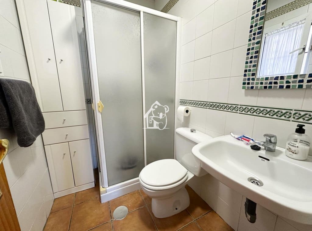 4 makuuhuone Omakotitalo vuokrattavana paikassa Torrevieja mukana uima-altaan - 970 € (Ref: 9432814)