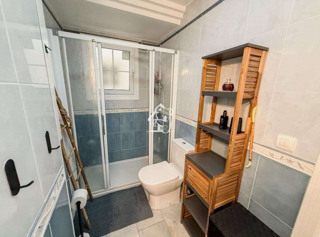 Appartement de Plage de 2 chambres à louer à Torrevieja avec piscine garage - 1 100 € (Ref: 9432871)