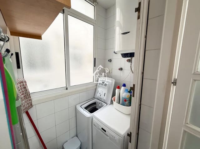 2 sypialnia Apartament przy plaży do wynajęcia w Los Frutales, Torrevieja z basenem garażem - 1 100 € (Ref: 9432871)