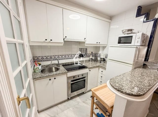 2 sypialnia Apartament przy plaży do wynajęcia w Los Frutales, Torrevieja z basenem garażem - 1 100 € (Ref: 9432871)