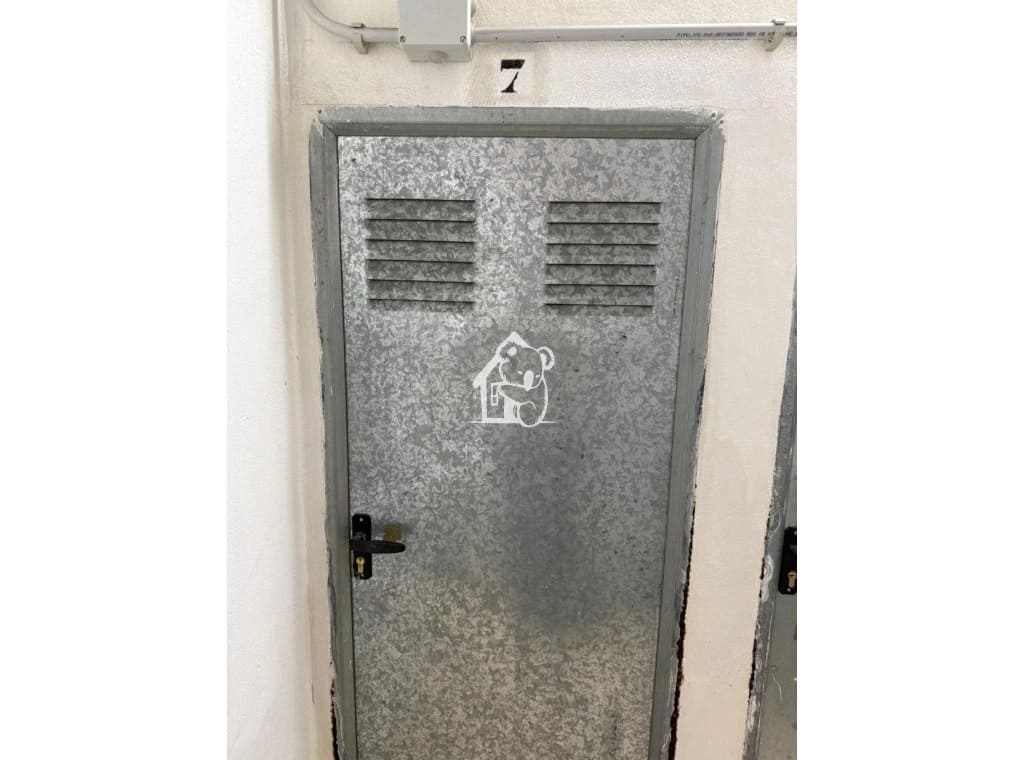 2 slaapkamer Appartement te huur in Torrevieja met garage - € 850 (Ref: 9432872)