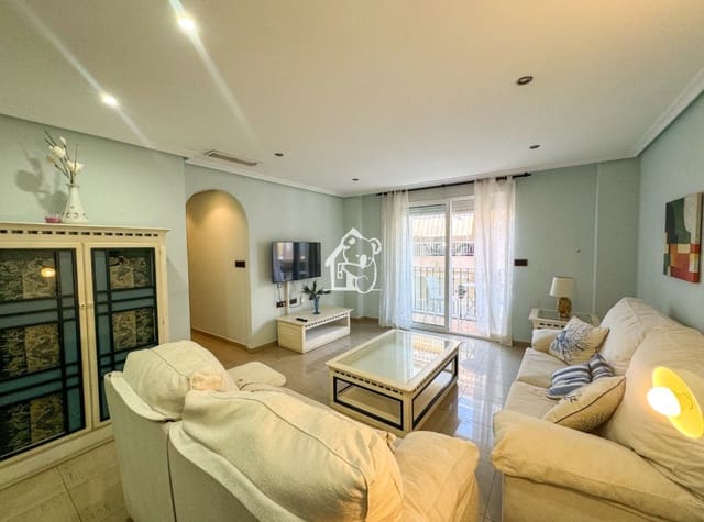 2 slaapkamer Appartement te huur in Las Piscinas Naturales, Torrevieja met garage - € 850 (Ref: 9432872)