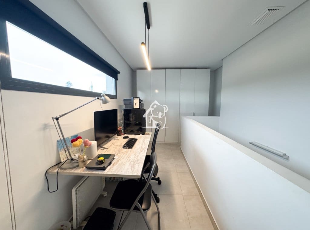 4 camera da letto Villa in vendita in Torrevieja con piscina garage - 495.000 € (Rif: 9436590)