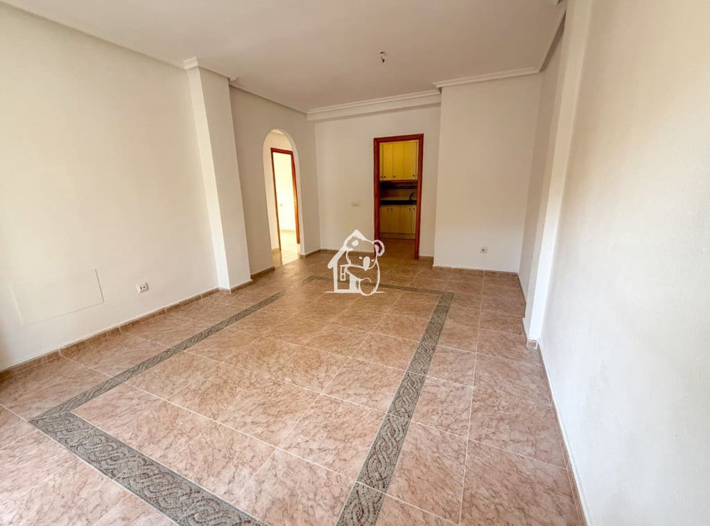 3 bedroom Bungalow for rent in Torrevieja - € 1,000 (Ref: 9439017)