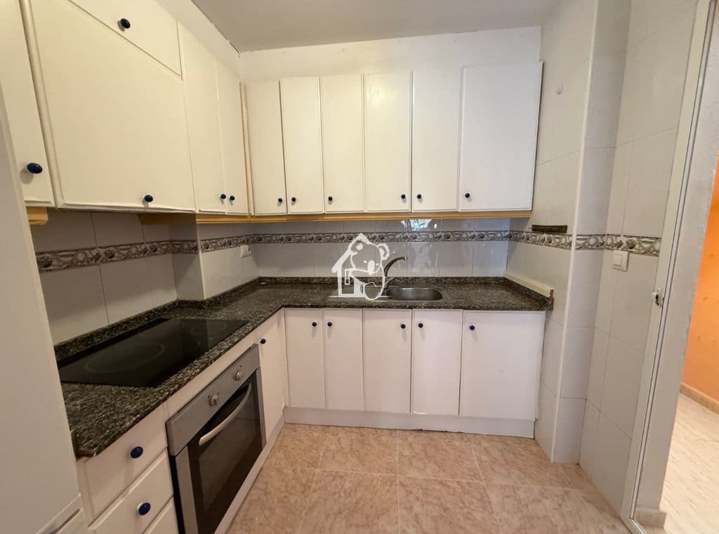 3 bedroom Bungalow for rent in Torrevieja - € 1,000 (Ref: 9439017)