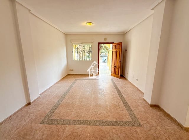 3 bedroom Bungalow for rent in Aguas Nuevas, Torrevieja - € 1,000 (Ref: 9439017)