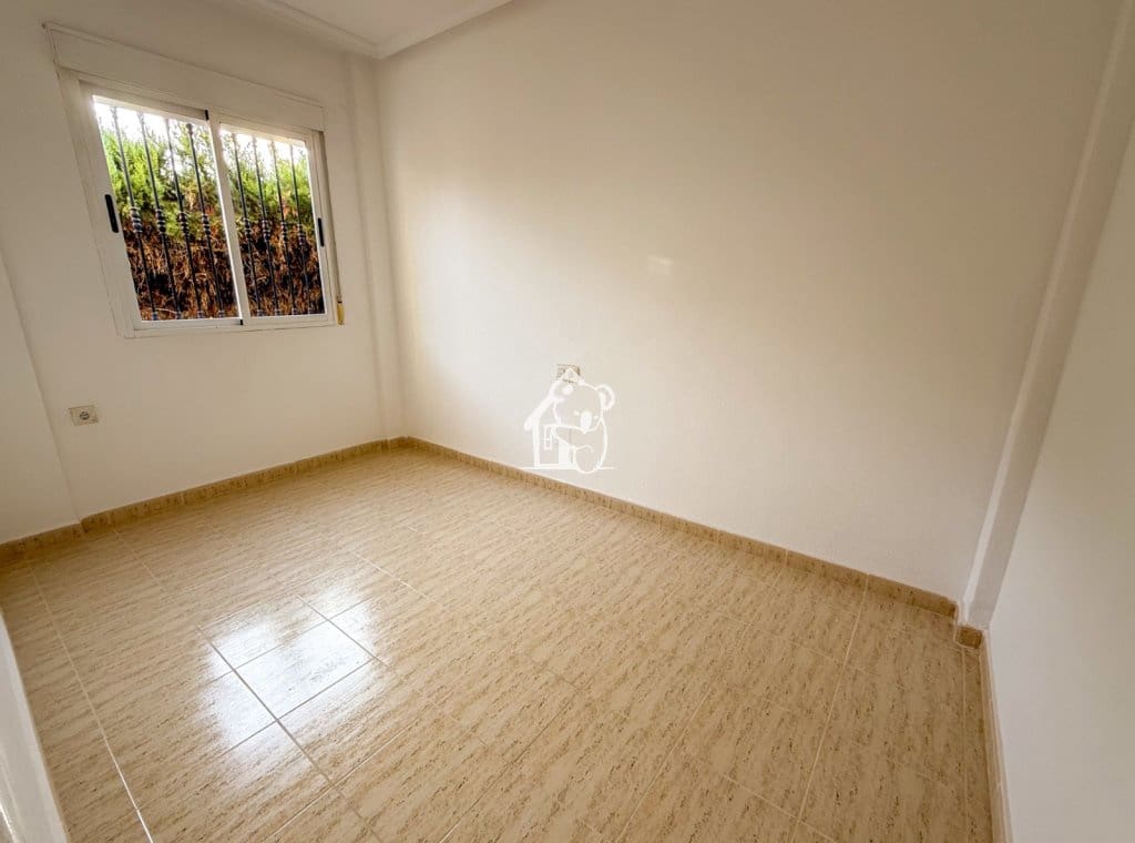 3 bedroom Bungalow for rent in Torrevieja - € 1,000 (Ref: 9439017)