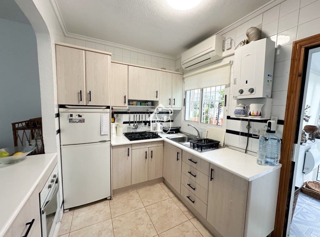 4 sypialnia Willa do wynajęcia w San Miguel de Salinas z basenem - 1 000 € (Ref: 9449991)