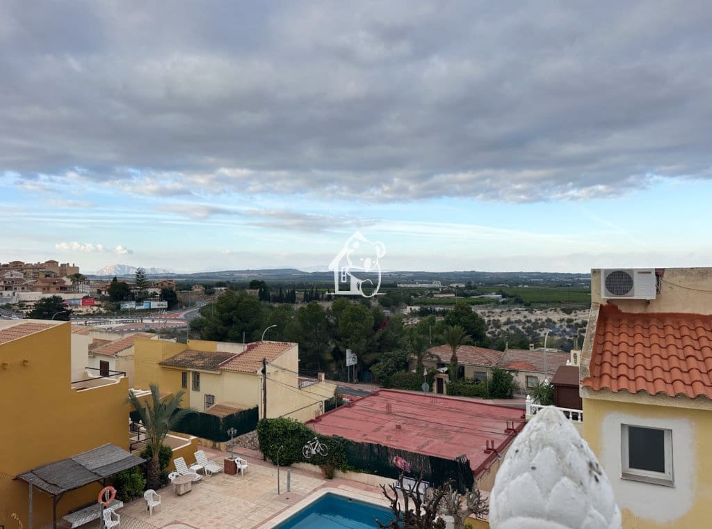 4 sypialnia Willa do wynajęcia w San Miguel de Salinas z basenem - 1 000 € (Ref: 9449991)