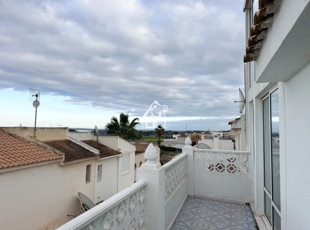 4 sypialnia Willa do wynajęcia w San Miguel de Salinas z basenem - 1 000 € (Ref: 9449991)