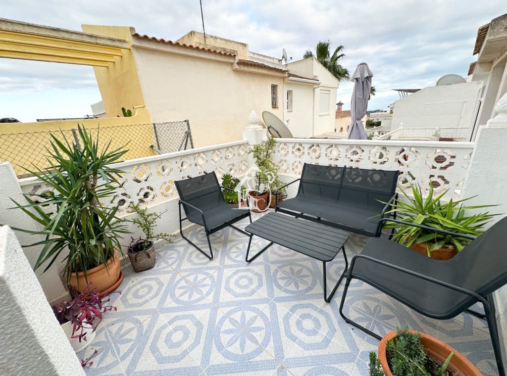 4 sypialnia Willa do wynajęcia w San Miguel de Salinas z basenem - 1 000 € (Ref: 9449991)