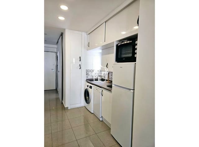 1 makuuhuone Huoneisto vuokrattavana paikassa Dehesa de Campoamor, Orihuela - 750 € (Ref: 9449992)