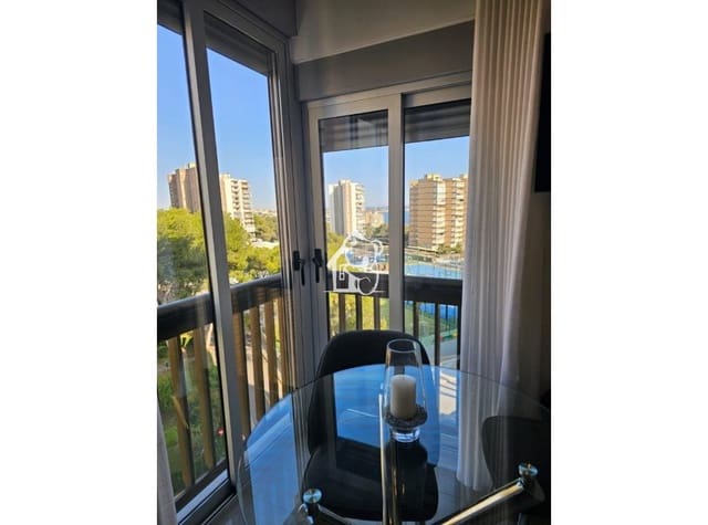 1 makuuhuone Huoneisto vuokrattavana paikassa Dehesa de Campoamor, Orihuela - 750 € (Ref: 9449992)