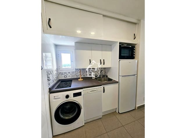 1 makuuhuone Huoneisto vuokrattavana paikassa Dehesa de Campoamor, Orihuela - 750 € (Ref: 9449992)