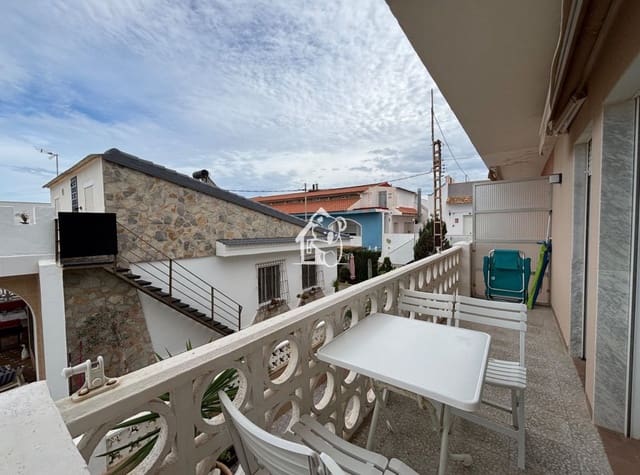 3 slaapkamer Penthouse te huur in Los Europeos, Torrevieja - € 950 (Ref: 9451659)