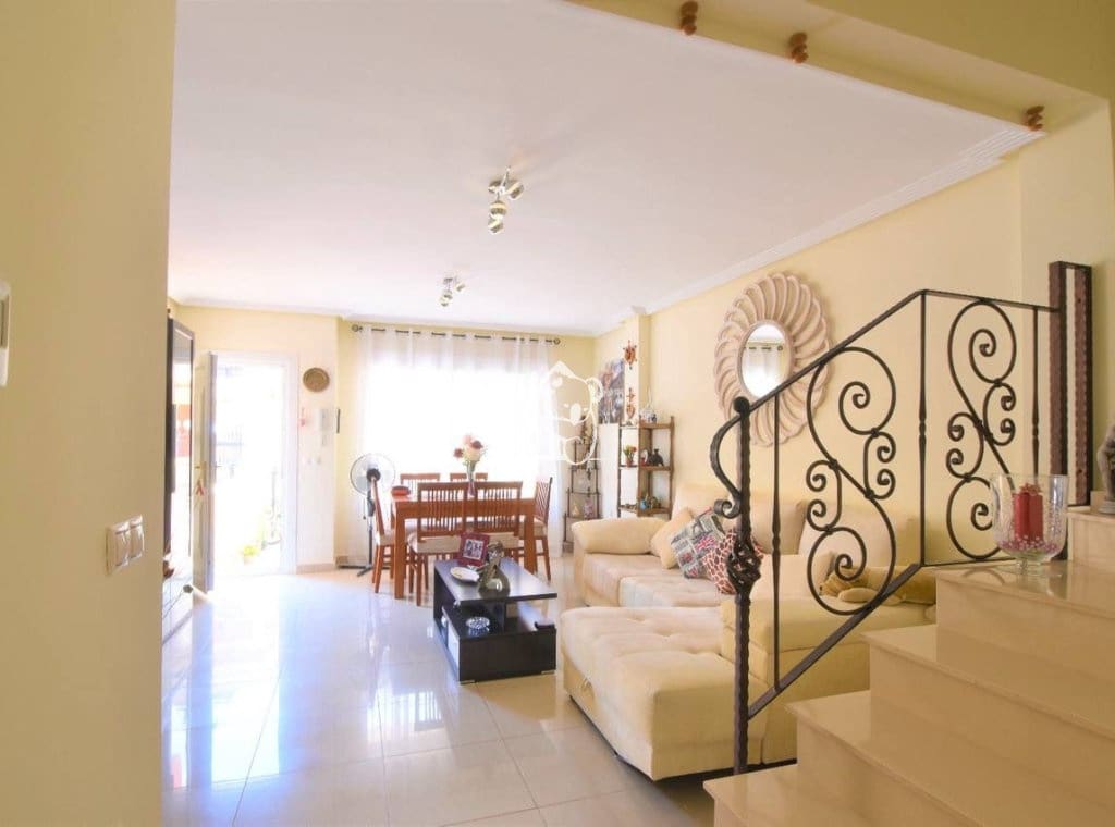 3 soverom Leilighet til leie i Los Dolses med svømmebasseng garasje - € 1 370 (Ref: 9451660)