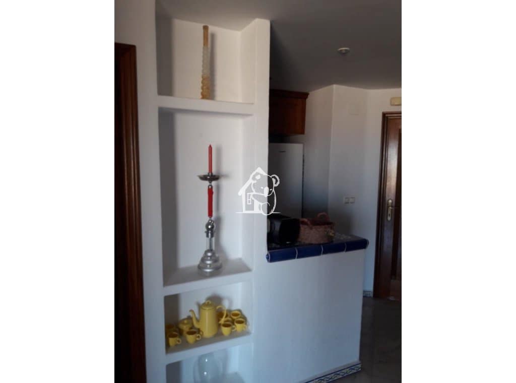 2 sovrum Takvåning att hyra i Torrevieja med pool - 1 000 € (Ref: 9451661)