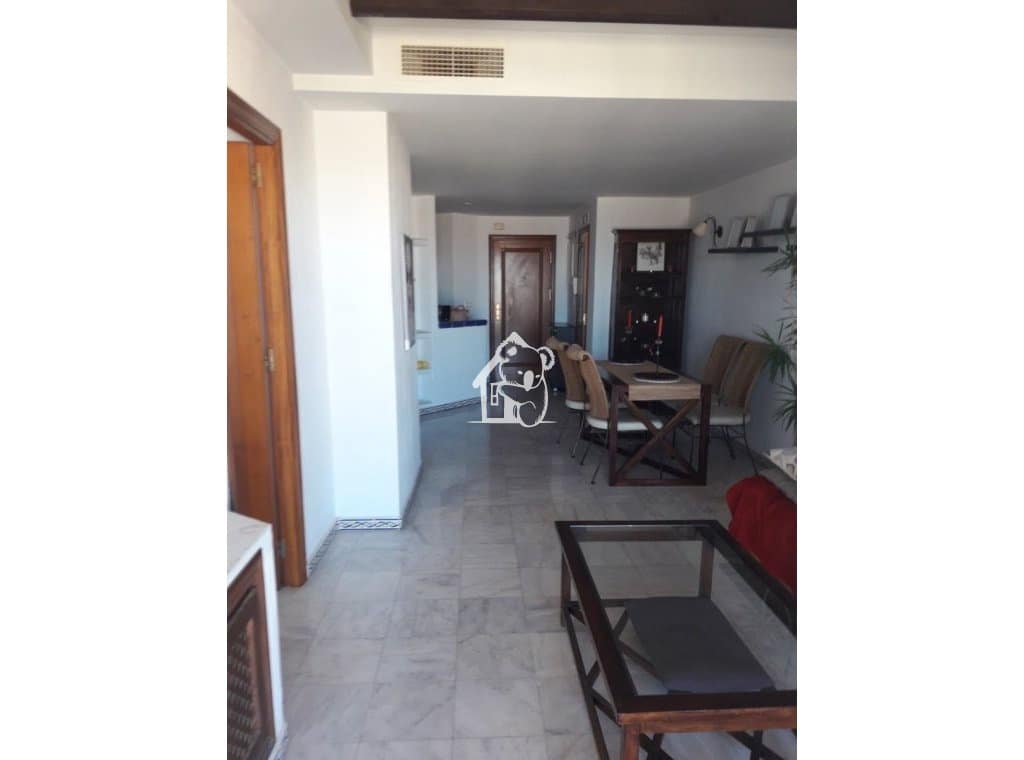 2 sovrum Takvåning att hyra i Torrevieja med pool - 1 000 € (Ref: 9451661)