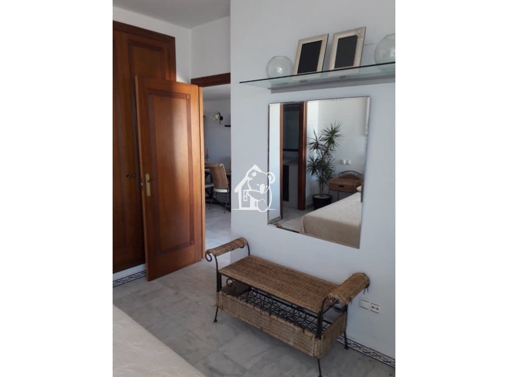 2 sovrum Takvåning att hyra i Torrevieja med pool - 1 000 € (Ref: 9451661)