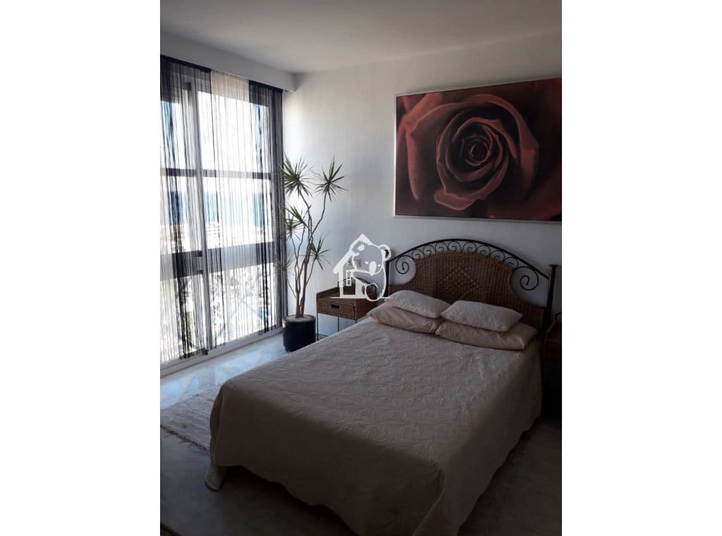 2 sovrum Takvåning att hyra i Torrevieja med pool - 1 000 € (Ref: 9451661)