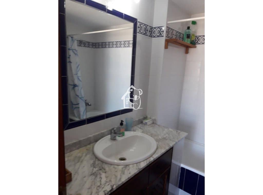 2 sovrum Takvåning att hyra i Torrevieja med pool - 1 000 € (Ref: 9451661)