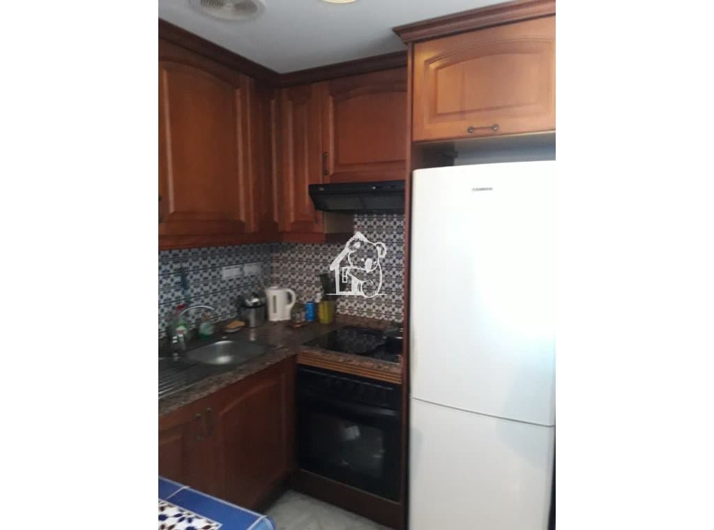 2 sovrum Takvåning att hyra i Torrevieja med pool - 1 000 € (Ref: 9451661)