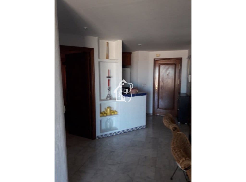 2 sovrum Takvåning att hyra i Torrevieja med pool - 1 000 € (Ref: 9451661)