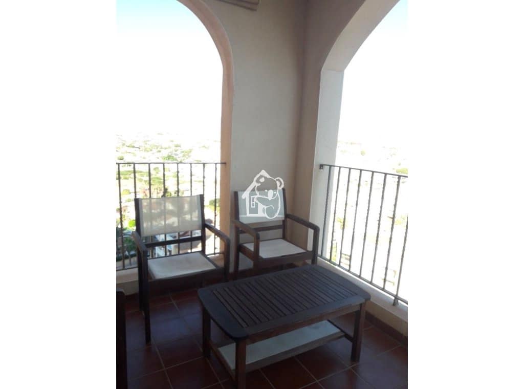 2 sovrum Takvåning att hyra i Torrevieja med pool - 1 000 € (Ref: 9451661)