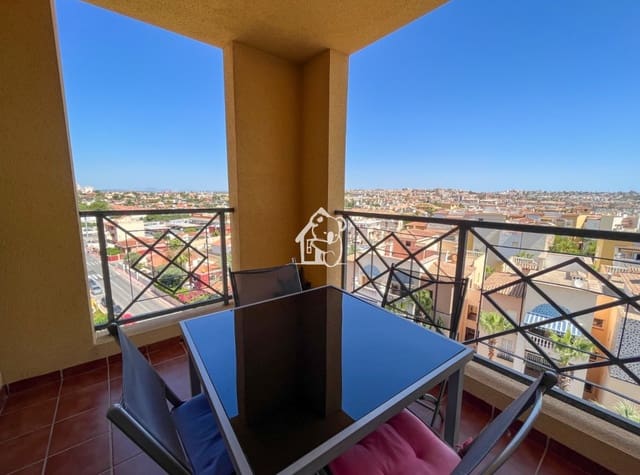 2 slaapkamer Penthouse te huur in Playa de los Locos, Torrevieja met zwembad - € 1.000 (Ref: 9451661)