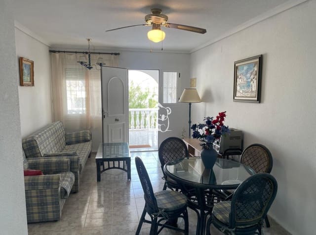 Chalet de 2 habitaciones en El Edén, Guardamar del Segura en alquiler con piscina - 810 € (Ref: 9451662)