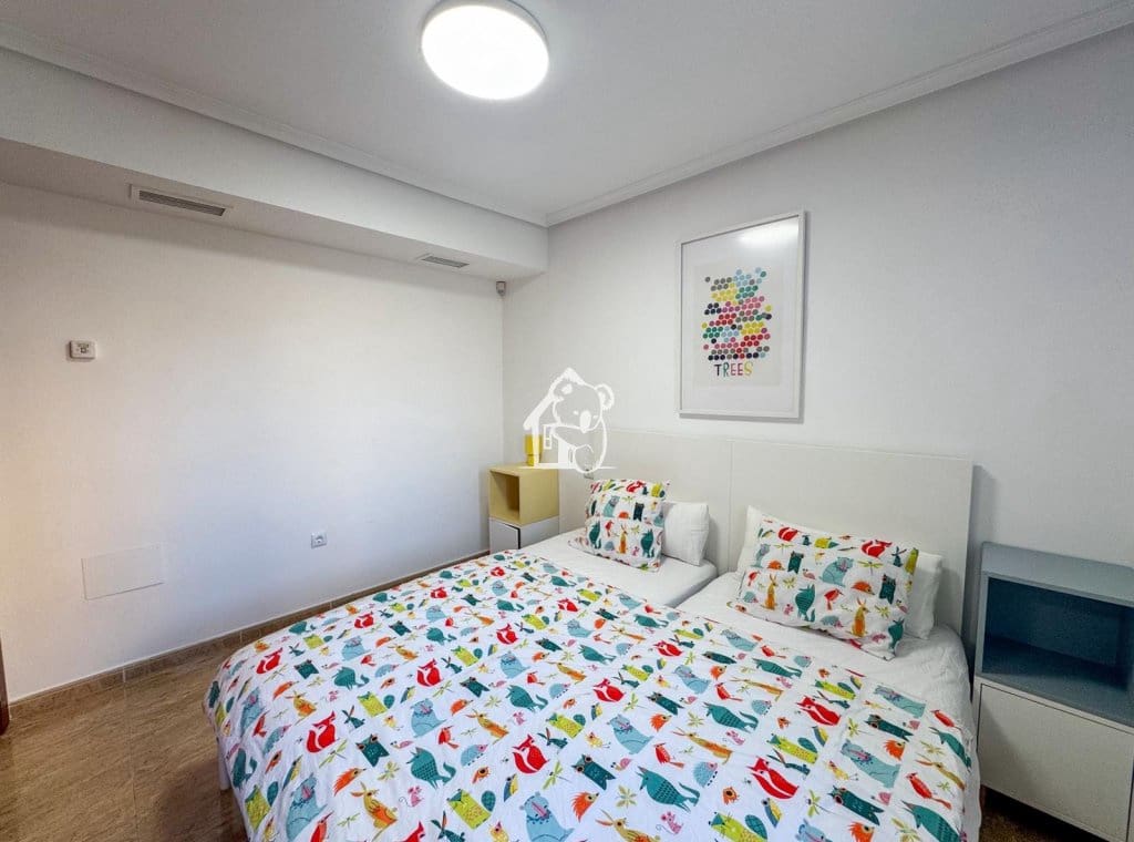 6 slaapkamer Villa te huur in Torrevieja met zwembad - € 3.000 (Ref: 9455697)