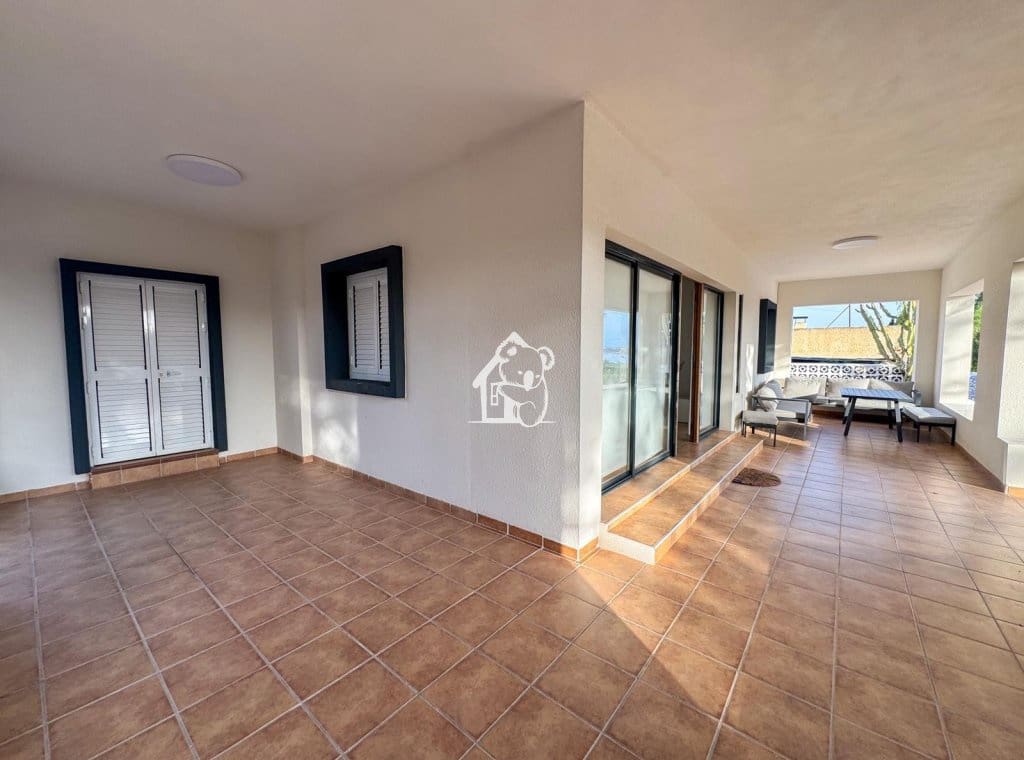 6 slaapkamer Villa te huur in Torrevieja met zwembad - € 3.000 (Ref: 9455697)