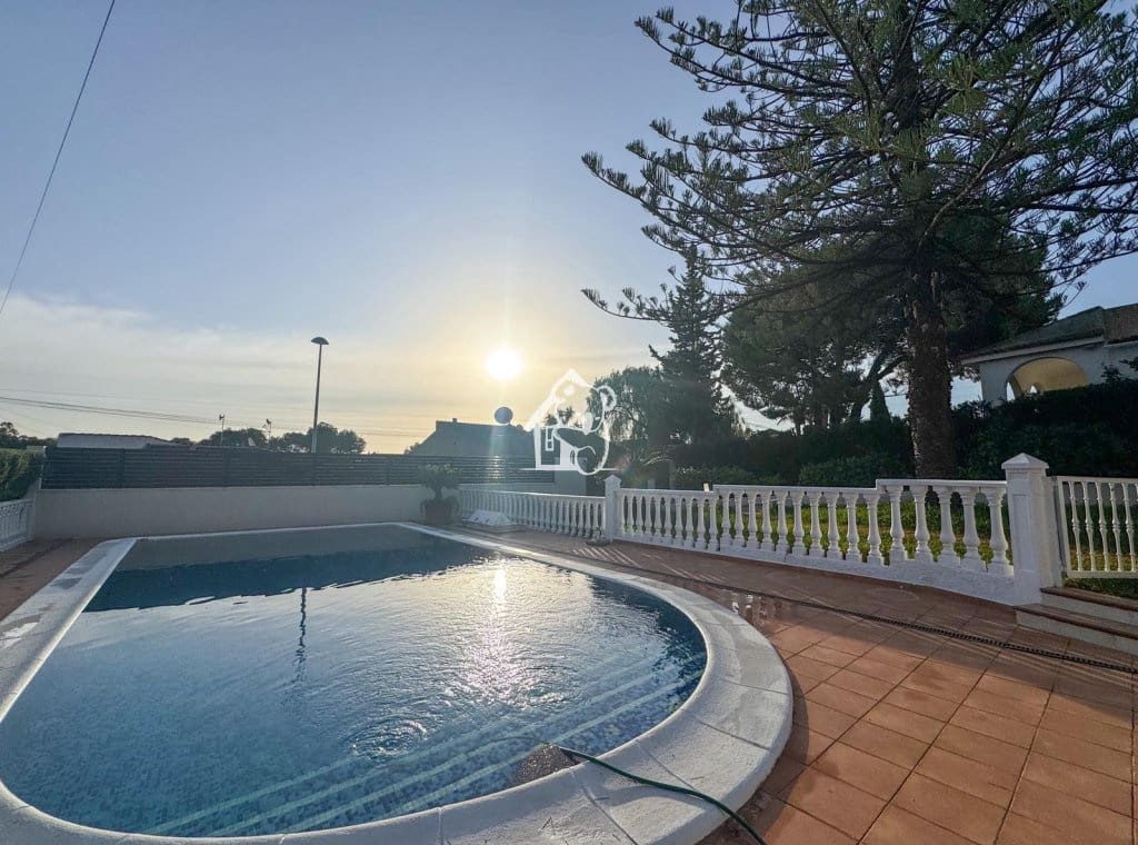 6 slaapkamer Villa te huur in Torrevieja met zwembad - € 3.000 (Ref: 9455697)