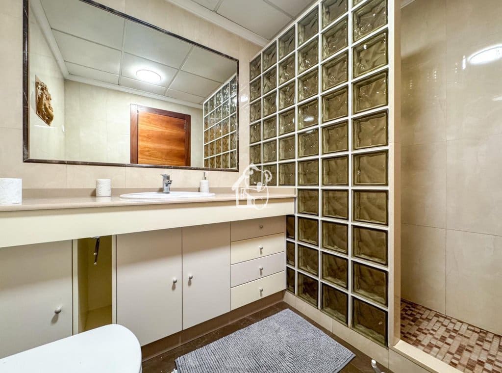 6 slaapkamer Villa te huur in Torrevieja met zwembad - € 3.000 (Ref: 9455697)