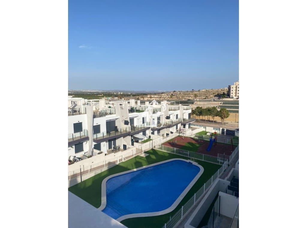 2 slaapkamer Appartement te huur in San Miguel de Salinas met zwembad - € 900 (Ref: 9455698)