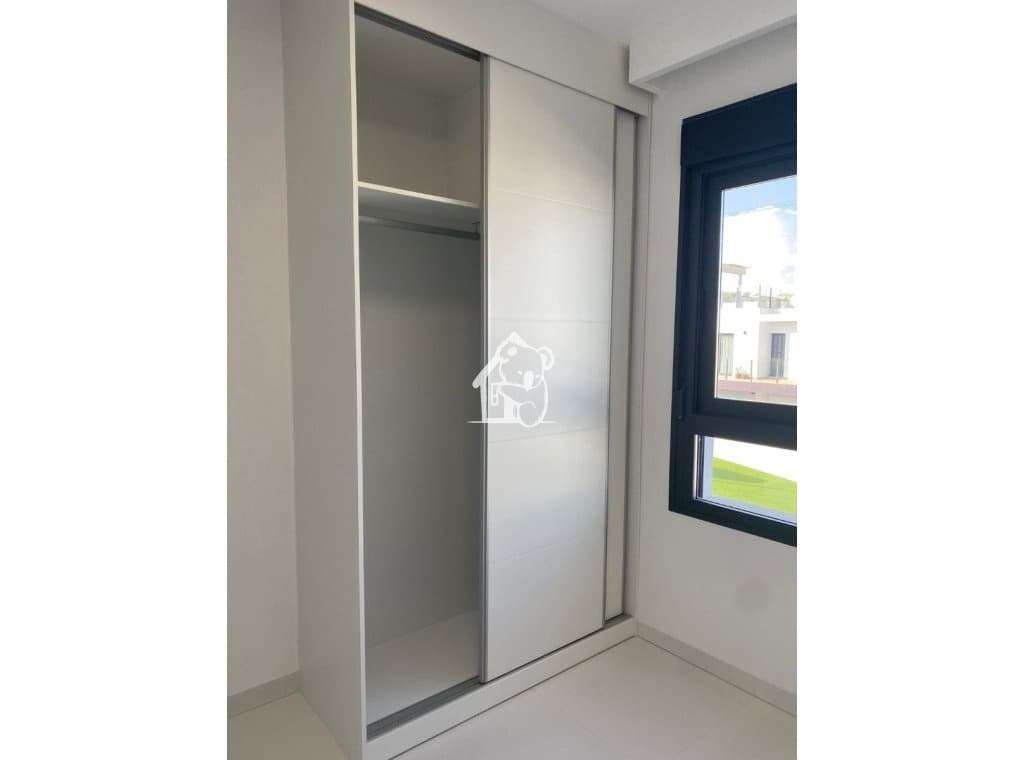 2 slaapkamer Appartement te huur in San Miguel de Salinas met zwembad - € 900 (Ref: 9455698)