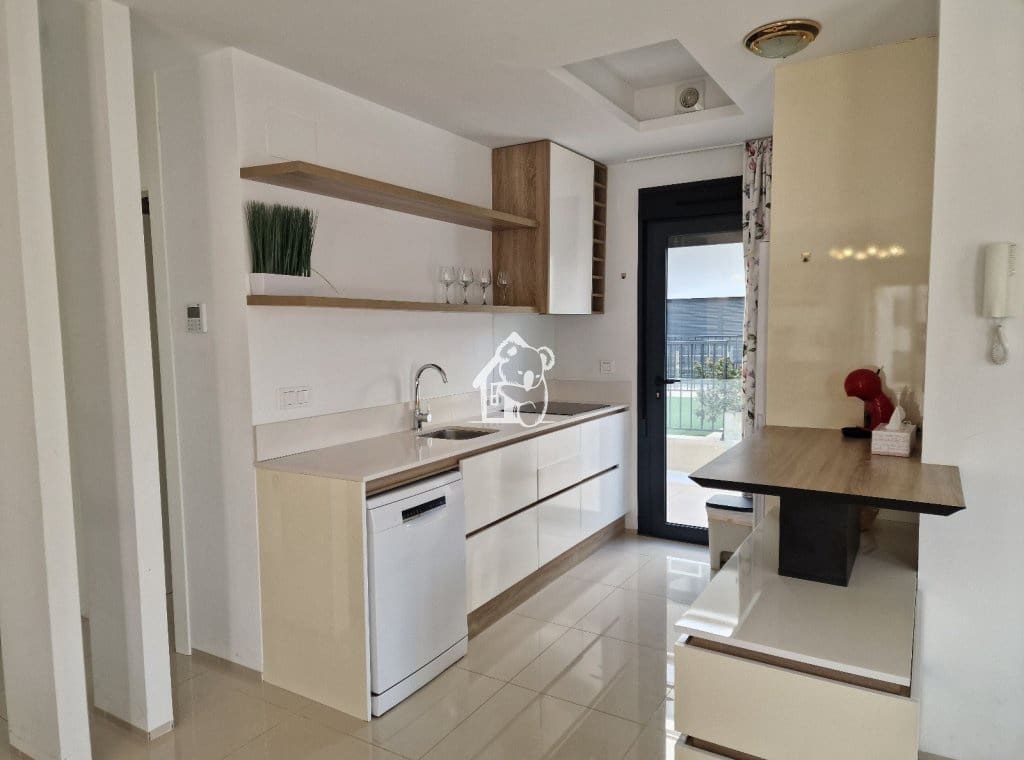 2 quarto Apartamento para arrendar em Arenales del Sol com piscina - 1 535 € (Ref: 9460857)