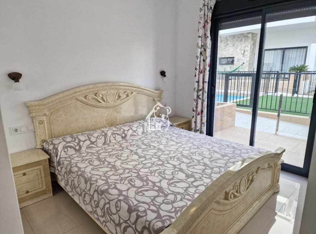 2 quarto Apartamento para arrendar em Arenales del Sol com piscina - 1 535 € (Ref: 9460857)