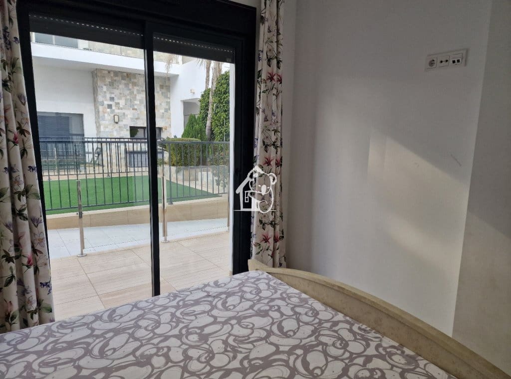 2 quarto Apartamento para arrendar em Arenales del Sol com piscina - 1 535 € (Ref: 9460857)