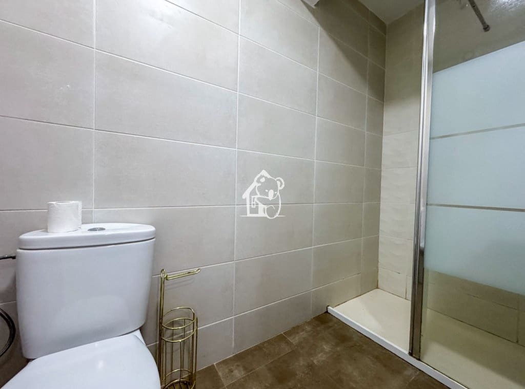 2 soveværelse Lejlighed til leje i Torrevieja - € 950 (Ref: 9465092)