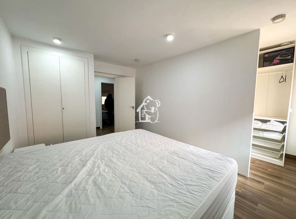 2 soveværelse Lejlighed til leje i Torrevieja - € 950 (Ref: 9465092)